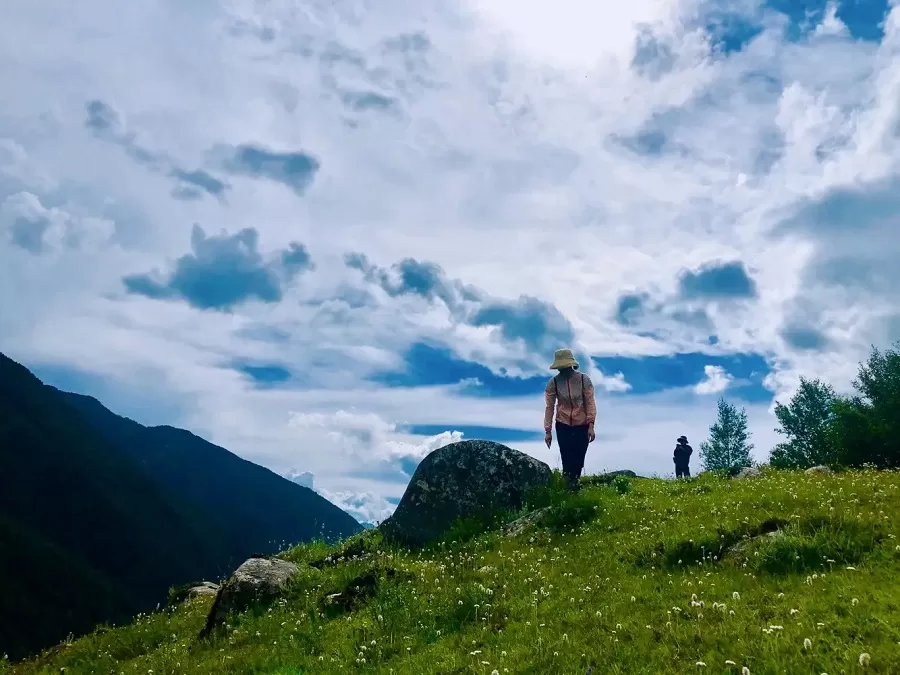 hiking-and-trekking-in-changping-valley-jpg hiking-and-trekking-in-changping-valley-jpg