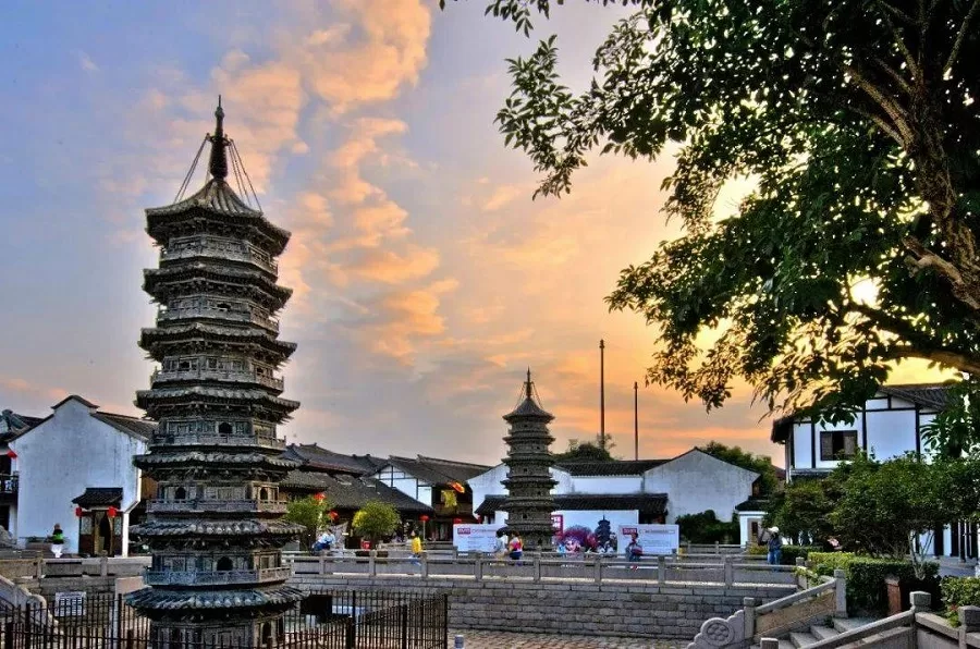 historical-pagodas-in-nanxiang-ancient-town-jpg historical-pagodas-in-nanxiang-ancient-town-jpg