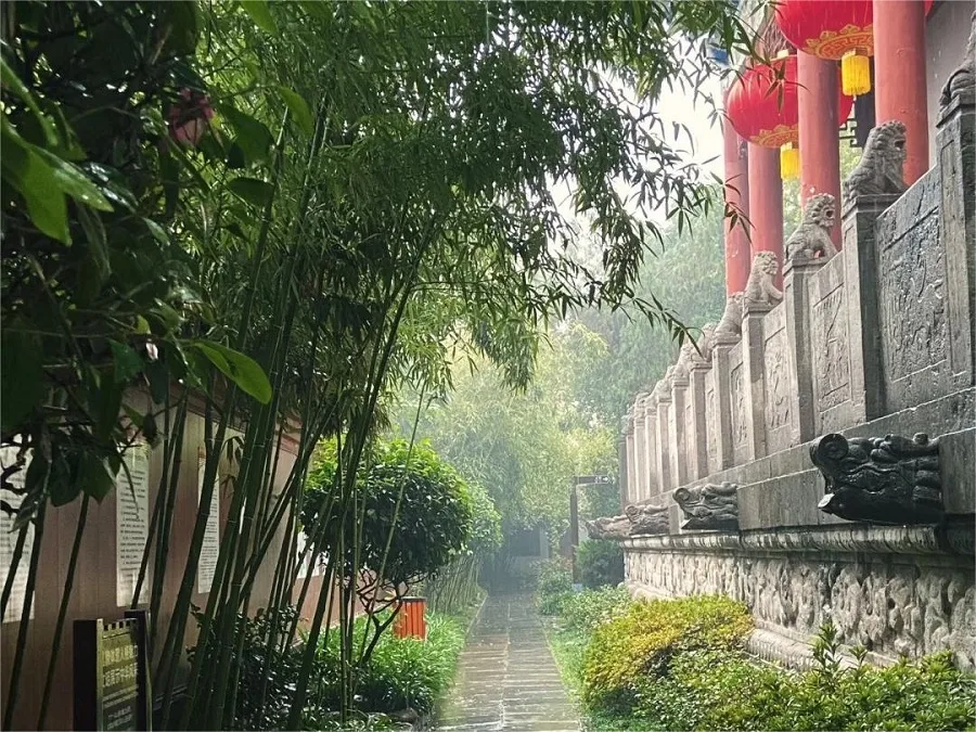 historical-relics-in-guandi-temple-in-jingzhou-jpg historical-relics-in-guandi-temple-in-jingzhou-jpg