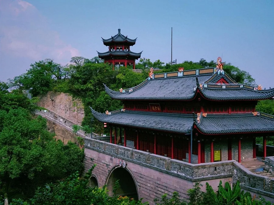 historical-relics-in-zhaobao-mountain-jpg historical-relics-in-zhaobao-mountain-jpg
