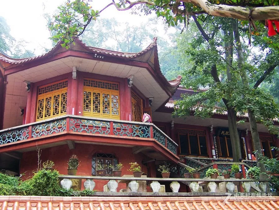 hongfu-temple-guiyang-4-jpg hongfu-temple-guiyang-4-jpg