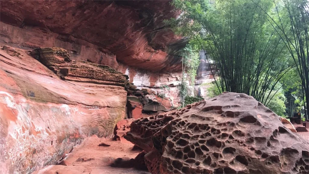 hongshi-valley-in-guizhou-1024x576-1 hongshi-valley-in-guizhou-1024x576-1