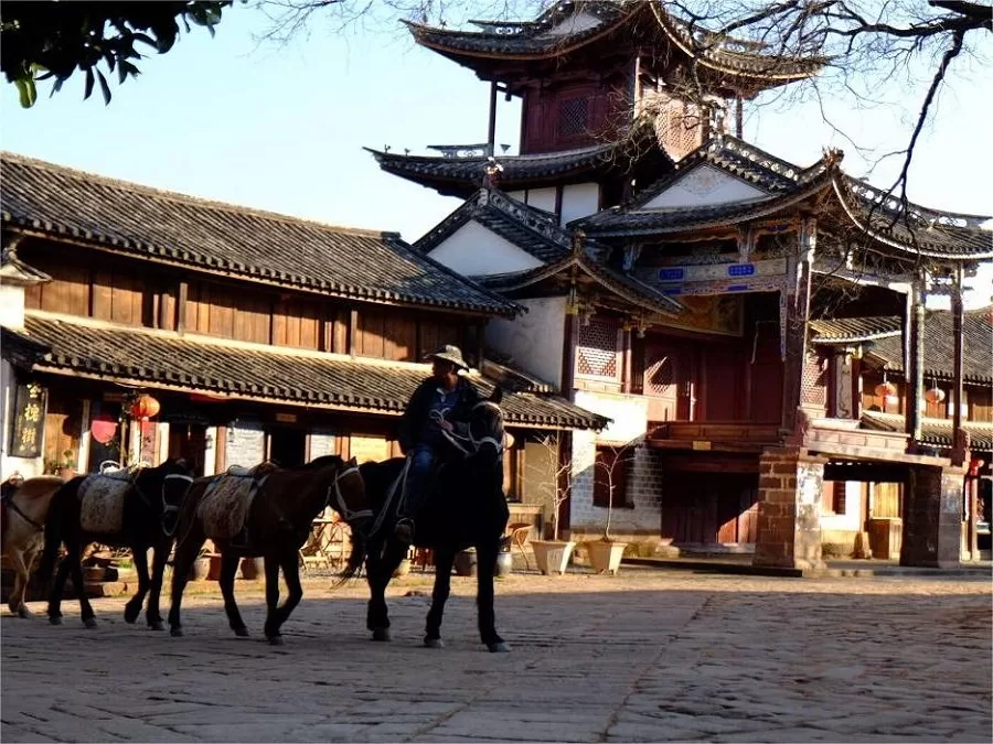 horse-trekking-in-songpan-ancient-town-jpg horse-trekking-in-songpan-ancient-town-jpg
