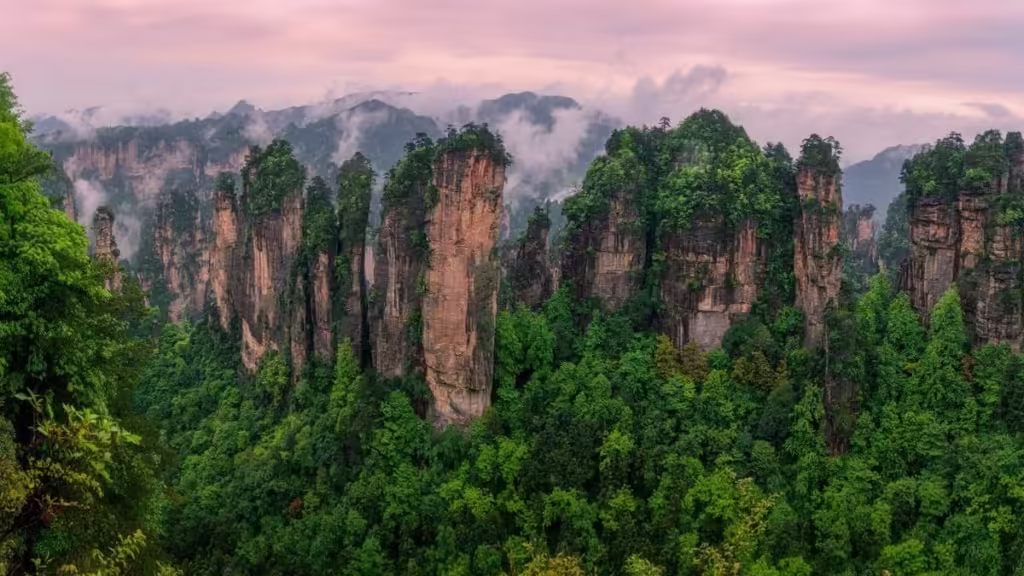 huangshizhai-in-zhangjiajie-1024x576.avif_