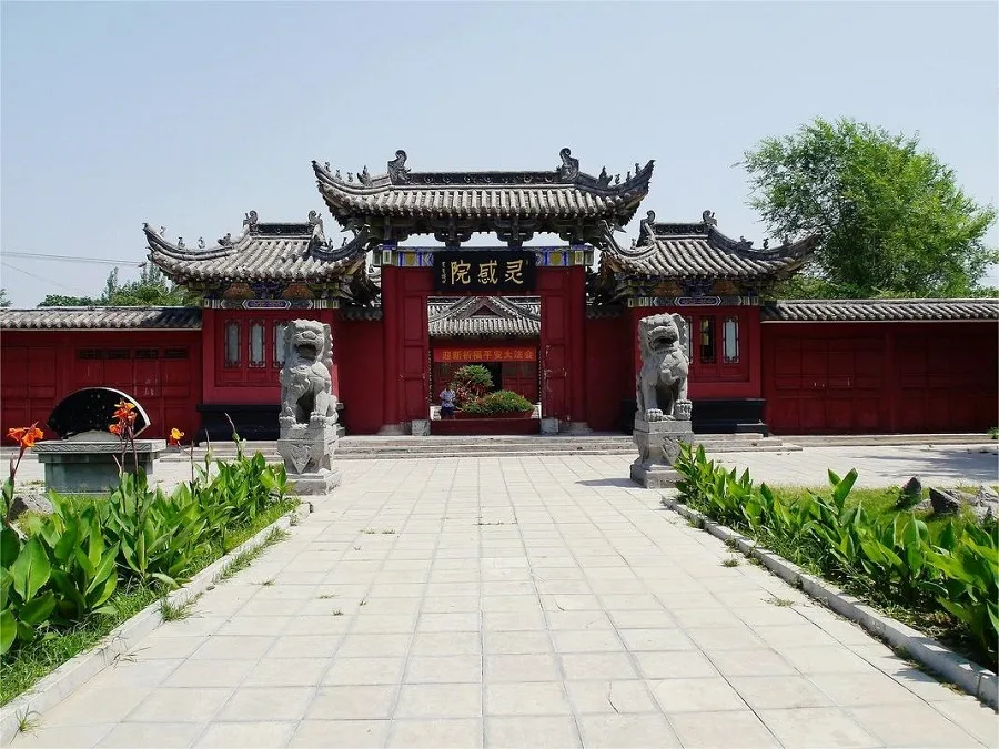 inspiration-hall-in-iron-pagoda-park-jpg inspiration-hall-in-iron-pagoda-park-jpg
