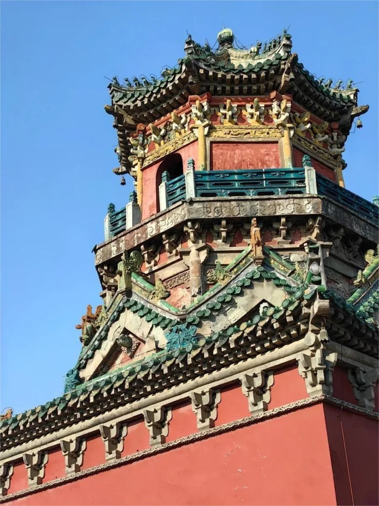 jade-emperor-pavilion-in-yanqing-taoist-temple-768x1024-1 jade-emperor-pavilion-in-yanqing-taoist-temple-768x1024-1