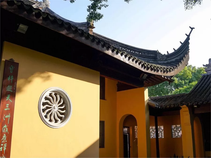 kaiyuan-temple-in-plum-garden-in-wuxi-jpg kaiyuan-temple-in-plum-garden-in-wuxi-jpg