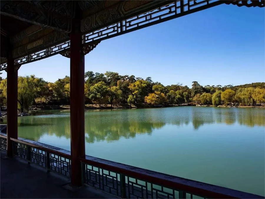 lake-and-water-features-in-chengde-mountain-resort-jpg lake-and-water-features-in-chengde-mountain-resort-jpg