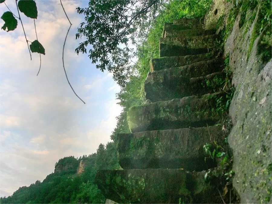 liang-ti-zi-in-yumu-village-jpg liang-ti-zi-in-yumu-village-jpg