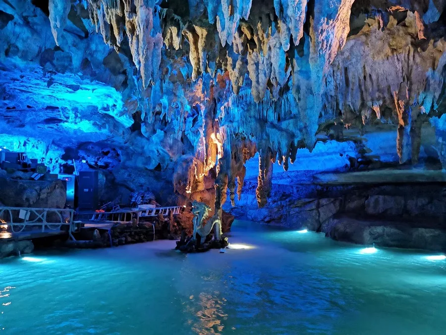 lignquan-cave-in-lingqi-cave-jpg lignquan-cave-in-lingqi-cave-jpg