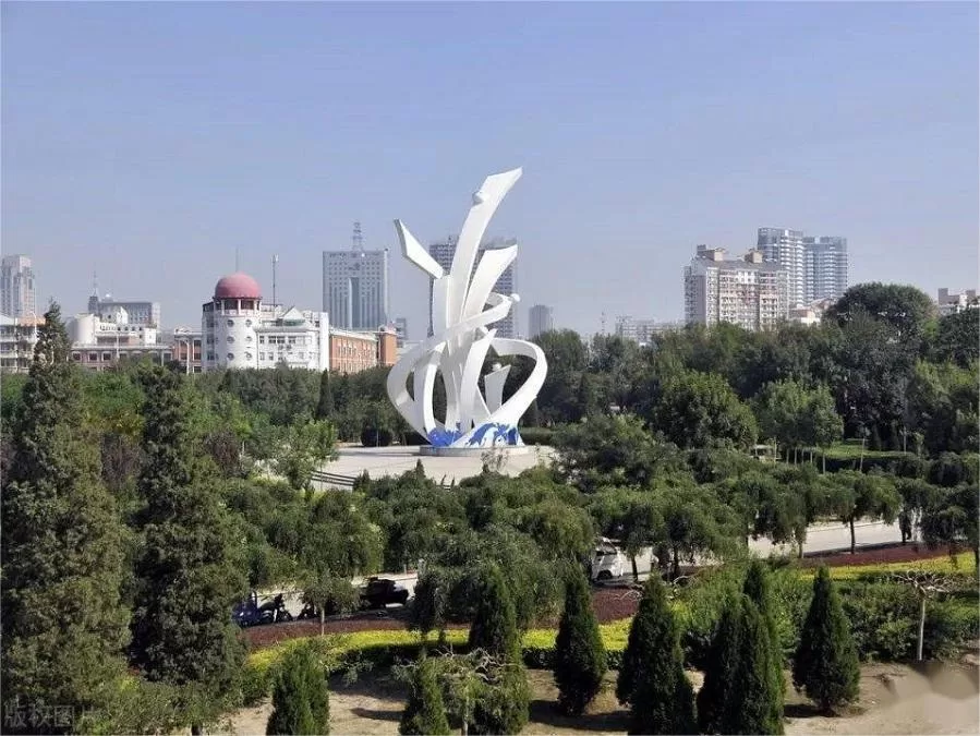 lush-gardens-and-landscapse-in-haihe-bund-park-jpeg lush-gardens-and-landscapse-in-haihe-bund-park-jpeg