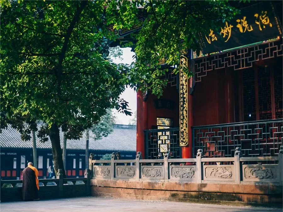 mahavira-hall-in-zhaojue-temple-jpg mahavira-hall-in-zhaojue-temple-jpg