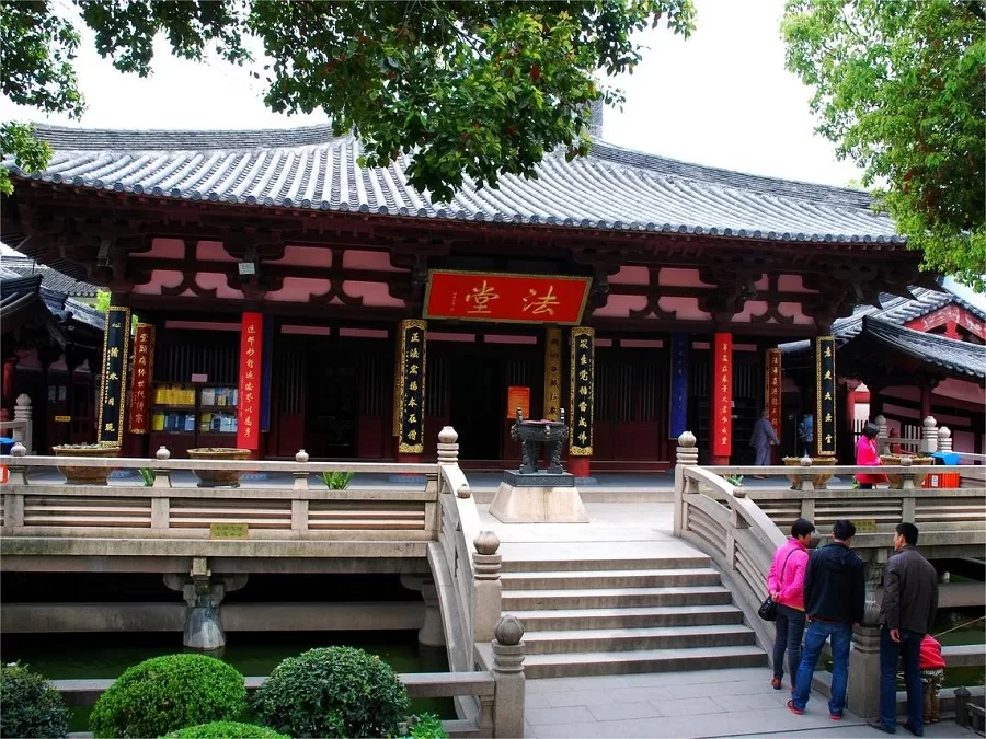 main-hall-in-hanshan-temple-jpg main-hall-in-hanshan-temple-jpg