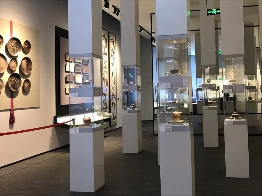 masterpiece-gallery-in-yixing-ceramics-museum-jpg masterpiece-gallery-in-yixing-ceramics-museum-jpg