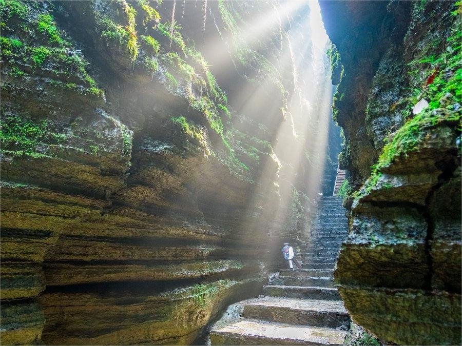 mozi-valley-in-suobuya-stone-forest mozi-valley-in-suobuya-stone-forest