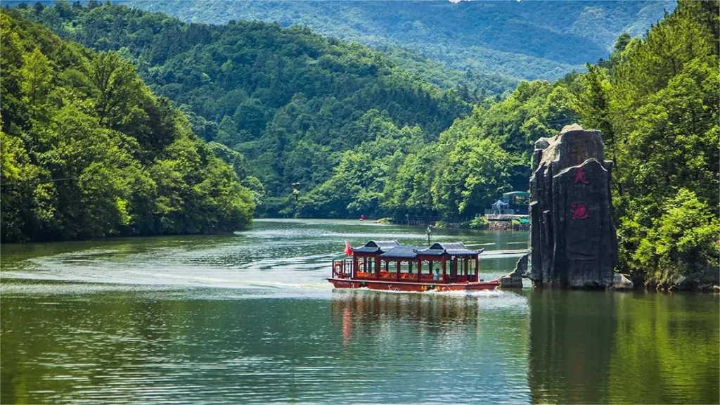 mulan-heavenly-lake-1024x576-1