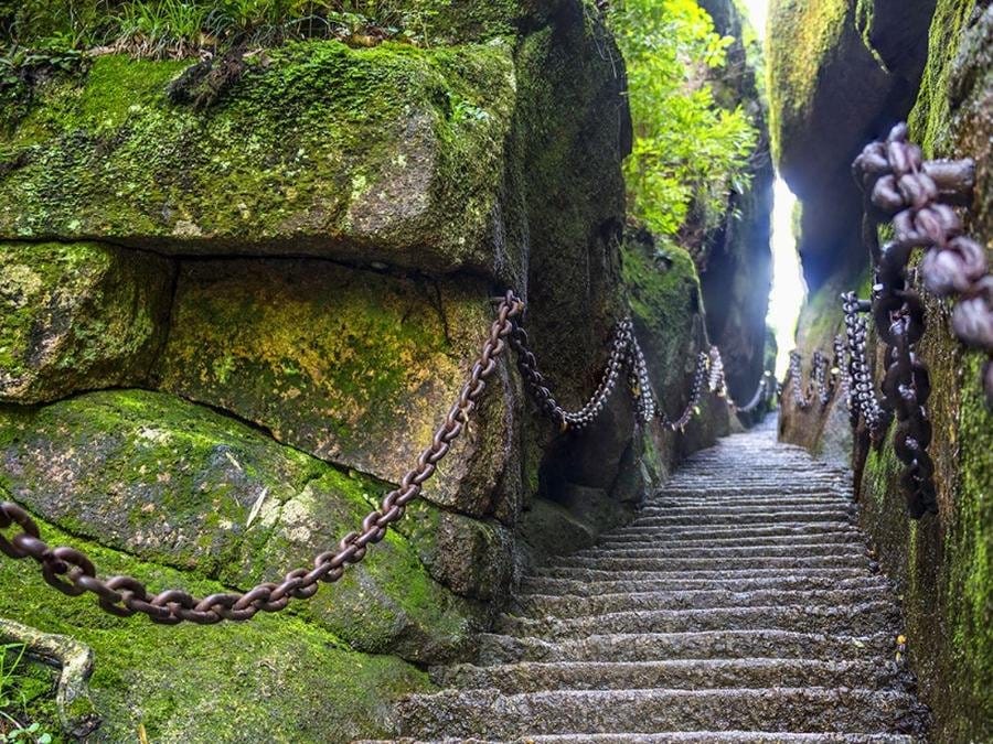 nanquanyuan-scenic-area-in-sanqing-mountain nanquanyuan-scenic-area-in-sanqing-mountain