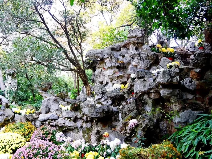 nine-lion-terrace-in-jichang-garden-jpg nine-lion-terrace-in-jichang-garden-jpg