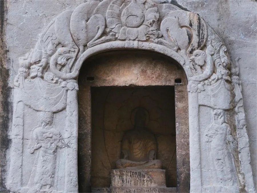 northern-qi-grottoes-in-little-south-sea-anyang-jpg northern-qi-grottoes-in-little-south-sea-anyang-jpg