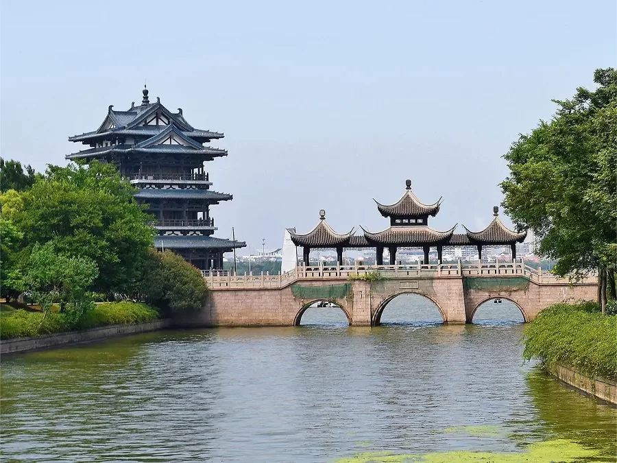 numerous-attractions-in-yiyuan-garden-yixing-jpg numerous-attractions-in-yiyuan-garden-yixing-jpg