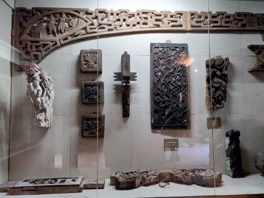 numerous-decorative-elements-in-jiangnan-wood-carving-museum-wuzhen-jpg numerous-decorative-elements-in-jiangnan-wood-carving-museum-wuzhen-jpg