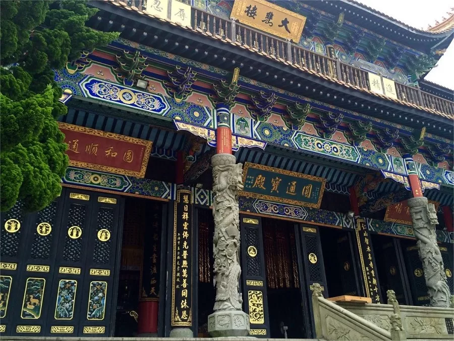 ornate-architecture-in-dabei-monastery-jpeg ornate-architecture-in-dabei-monastery-jpeg