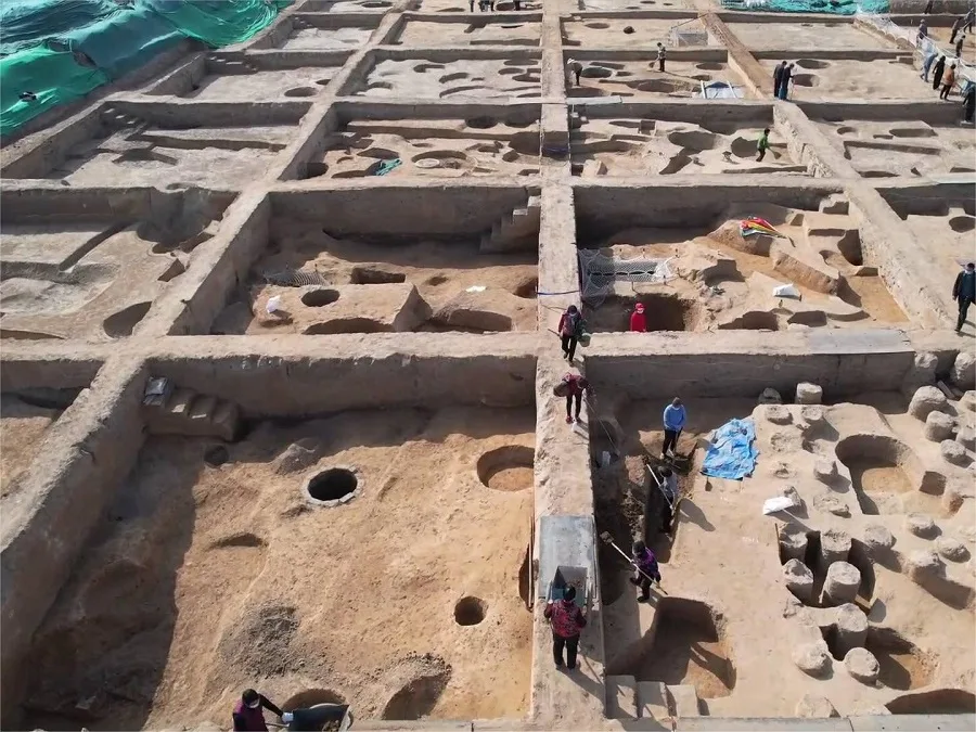 palace-district-ruins-in-zhengzhou-shang-dynasty-city-jpeg palace-district-ruins-in-zhengzhou-shang-dynasty-city-jpeg