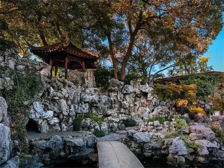 pavilions-and-halls-in-yipu-garden-jpg pavilions-and-halls-in-yipu-garden-jpg