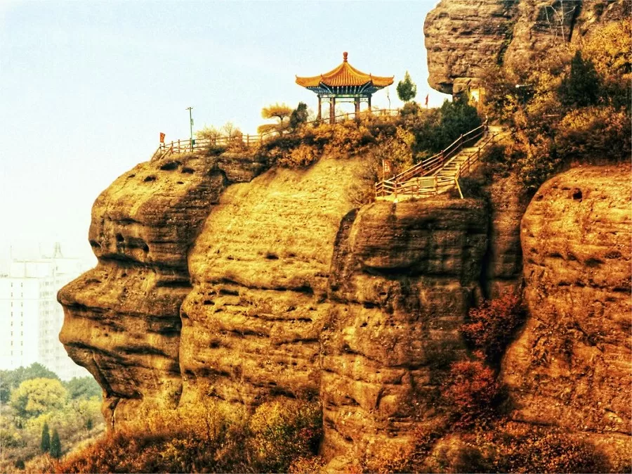 pavilions-and-temples-in-shuangta-mountain-jpg pavilions-and-temples-in-shuangta-mountain-jpg