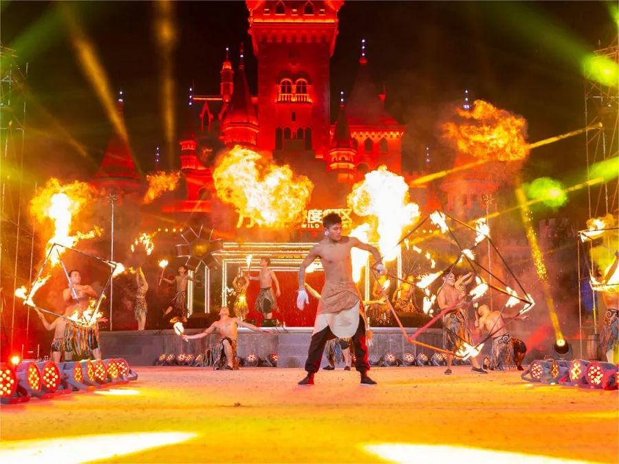 performance-in-zhengzhou-fantawild-adventure-jpg performance-in-zhengzhou-fantawild-adventure-jpg