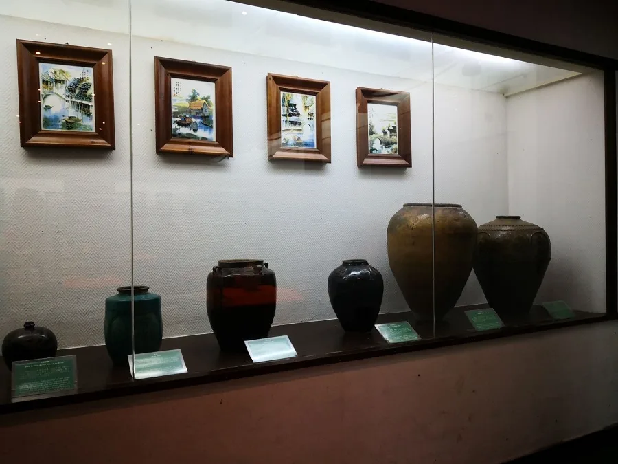 pottery-gallery-in-Chinese-wine-culture-museum-xitang-jpg pottery-gallery-in-Chinese-wine-culture-museum-xitang-jpg
