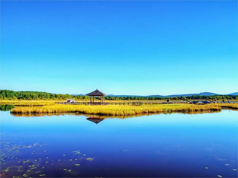 pristine-lakes-and-scenic-views-in-mulan-weichang-jpg pristine-lakes-and-scenic-views-in-mulan-weichang-jpg