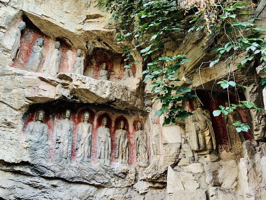 qianfo-cliff-in-thousand-buddha-mountain qianfo-cliff-in-thousand-buddha-mountain