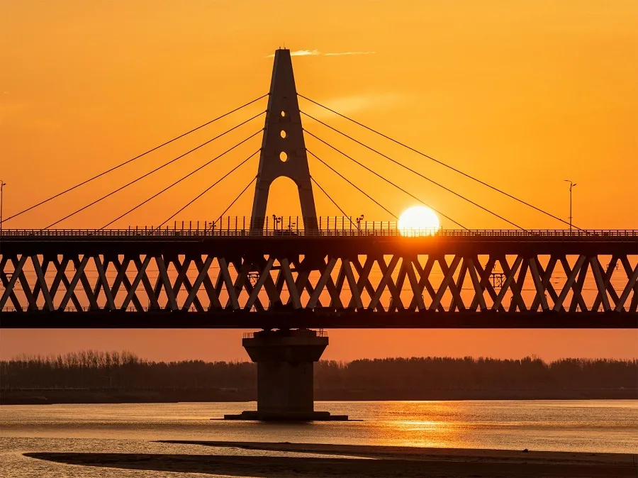 railway-bridges-in-yellow-river-scenica-area-jpg railway-bridges-in-yellow-river-scenica-area-jpg