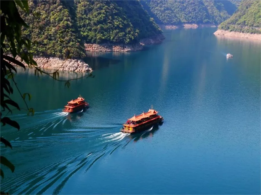 reflection-gorge-in-qingjiang-river-gallery-jpg reflection-gorge-in-qingjiang-river-gallery-jpg