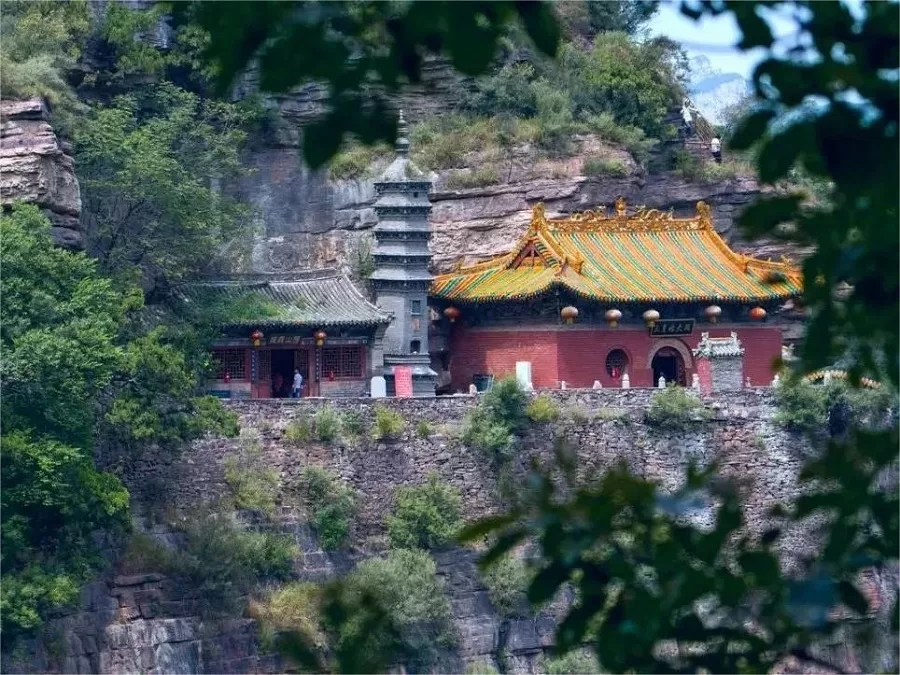 religious-sites-in-cangyan-mountain-jpg religious-sites-in-cangyan-mountain-jpg
