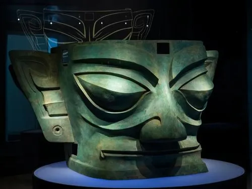 sanxingdui-bronze-mask-in-sichuan-museum sanxingdui-bronze-mask-in-sichuan-museum