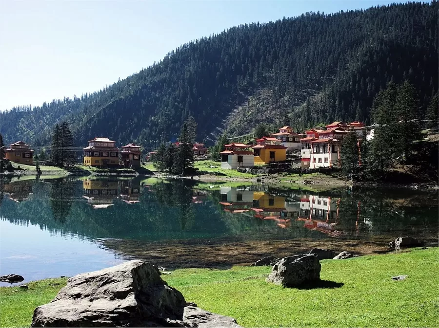 scenic-majesty-of-cuoka-lake-jpg scenic-majesty-of-cuoka-lake-jpg