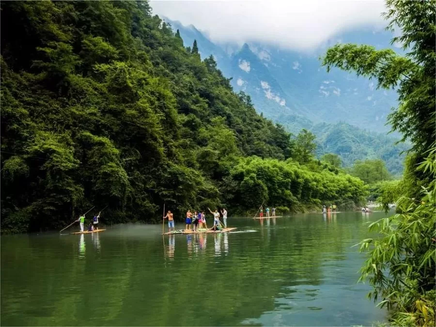 shengshui-lake-in-three-gorges-bamboo-sea-jpeg shengshui-lake-in-three-gorges-bamboo-sea-jpeg