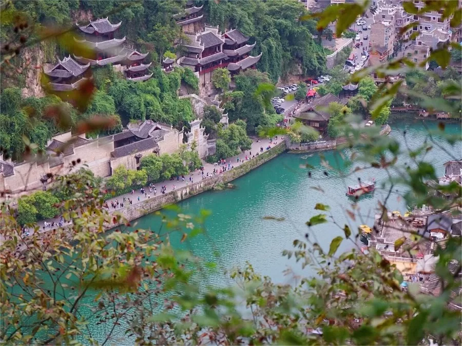 shiping-mountain-in-zhenyuan-ancient-town-jpg shiping-mountain-in-zhenyuan-ancient-town-jpg