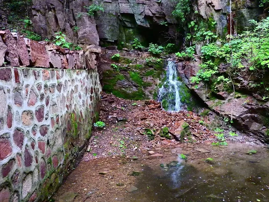 shiren-spring-in-zhangshiyan-secenic-area-jpg shiren-spring-in-zhangshiyan-secenic-area-jpg