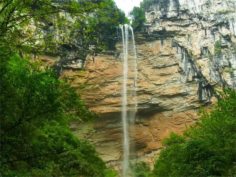 sky-soaring-waterfall-in-jindao-canyon-jpg sky-soaring-waterfall-in-jindao-canyon-jpg