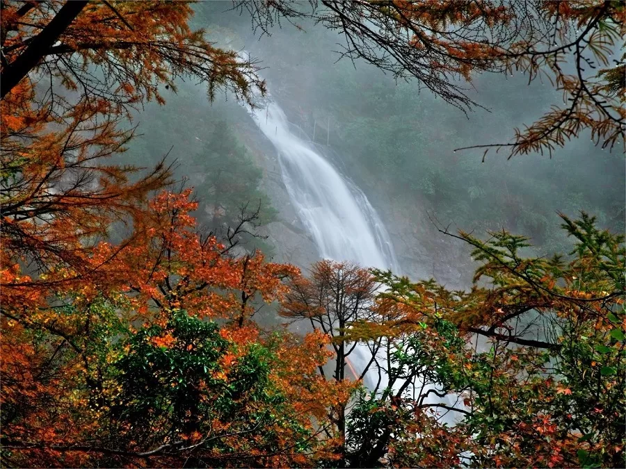 spectacular-waterfalls-in-linan-daming-mountain-jpeg spectacular-waterfalls-in-linan-daming-mountain-jpeg