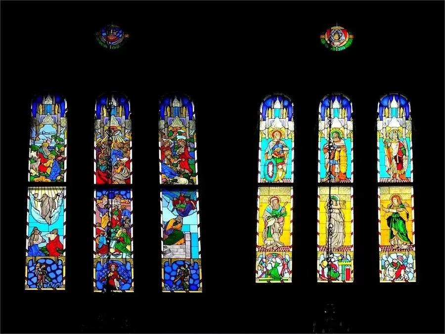 stained-glass-windows-in-st.-josephs-cathedral-jpg stained-glass-windows-in-st.-josephs-cathedral-jpg
