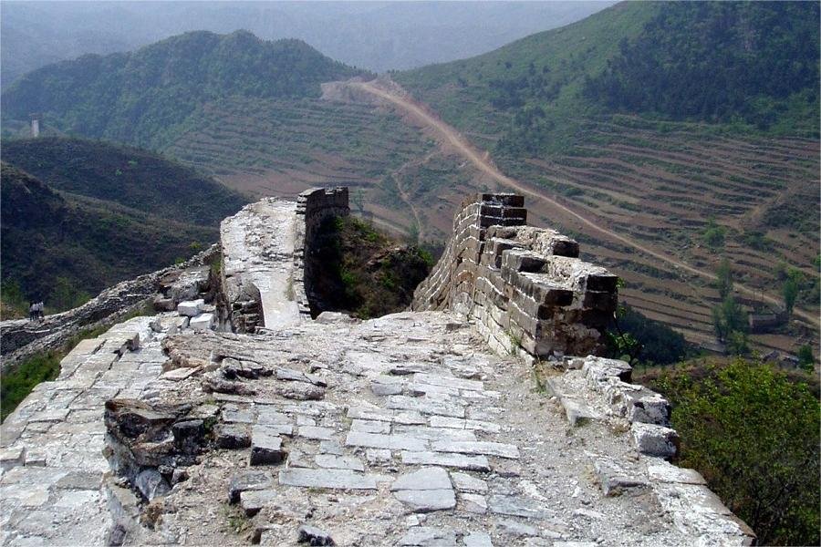 steep-gradients-and-narrow-paths-in-simatai-great-wall steep-gradients-and-narrow-paths-in-simatai-great-wall
