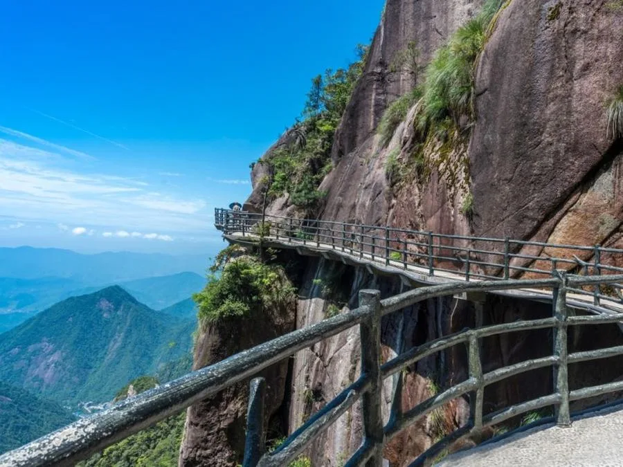 step-cloud-bridge-in-sanqing-mountain-jpg step-cloud-bridge-in-sanqing-mountain-jpg