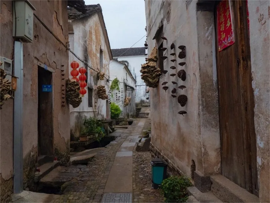 stone-paved-pathways-in-xinye-ancient-village-jpeg stone-paved-pathways-in-xinye-ancient-village-jpeg