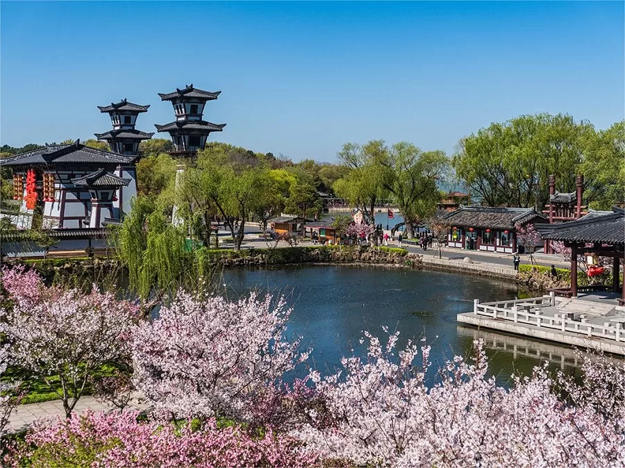 sun-shangxiang-restaurant-in-wuxi-three-kingdom-city-jpg sun-shangxiang-restaurant-in-wuxi-three-kingdom-city-jpg
