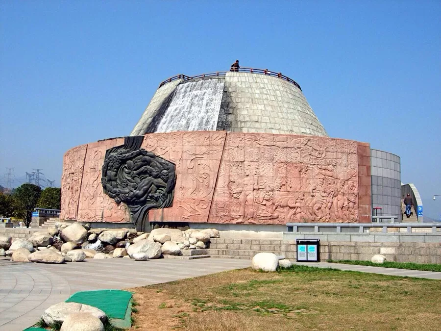 tanziling-in-three-gorges-dam-tourist-area-jpg tanziling-in-three-gorges-dam-tourist-area-jpg