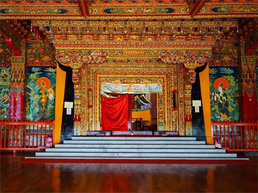 the-local-artistry-of-litang-monastery-jpg the-local-artistry-of-litang-monastery-jpg